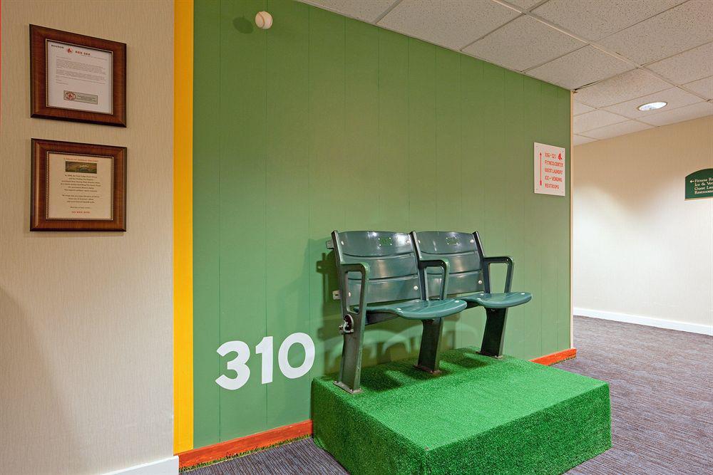 Holiday Inn Express Boston-Waltham By Ihg Facilități foto