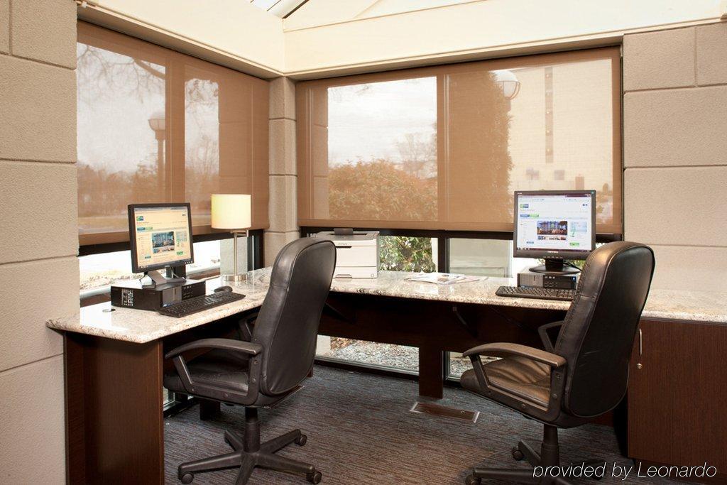 Holiday Inn Express Boston-Waltham By Ihg Afaceri foto
